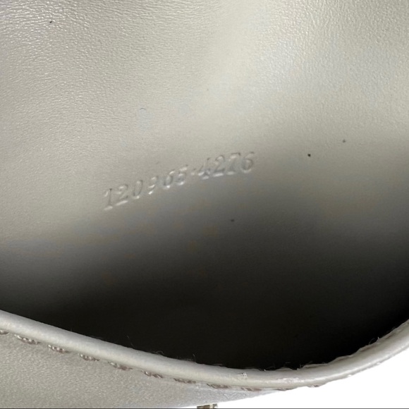 Gucci Monogram Leather Card Holder Wallet - Picture 6 of 8